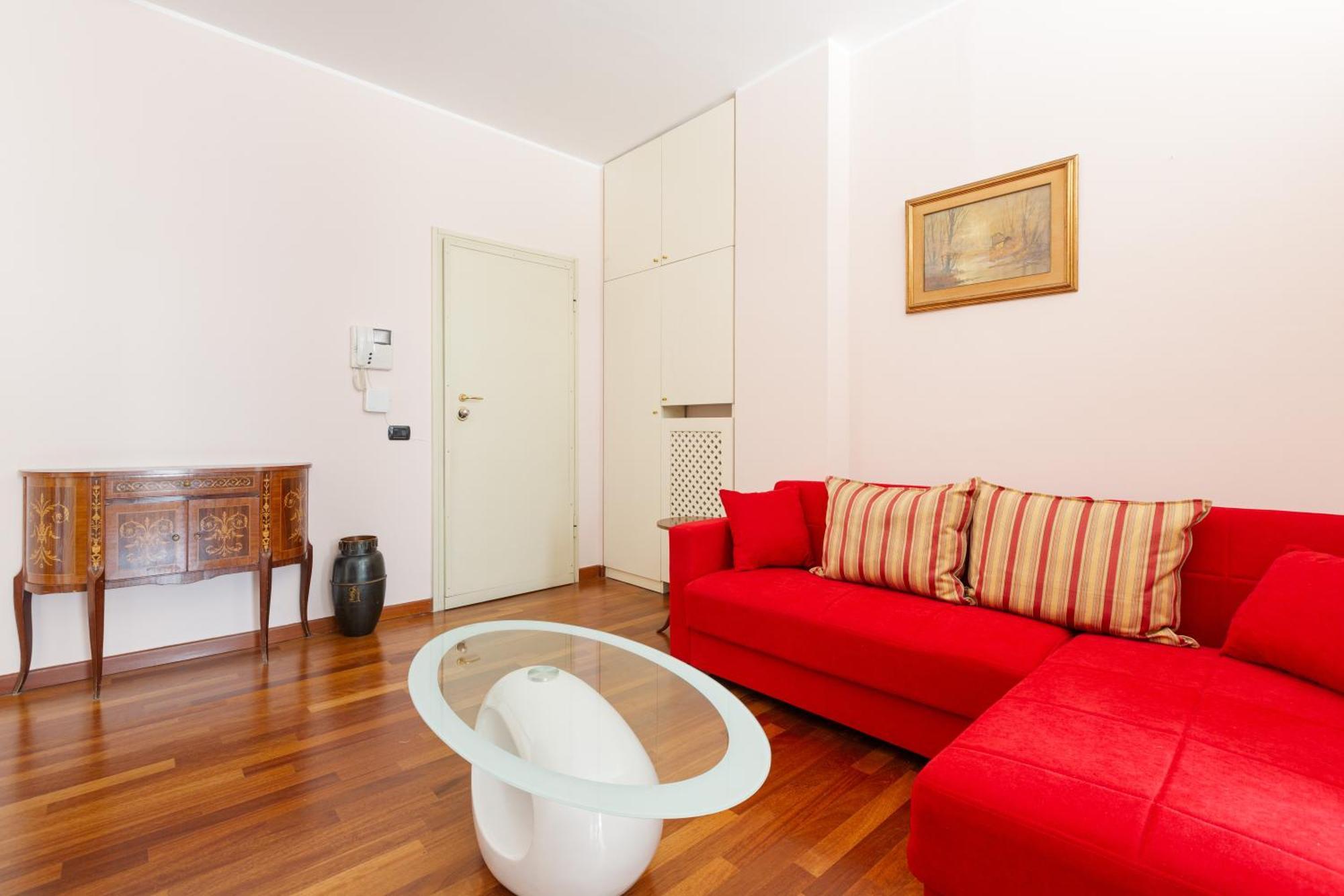 Porta Romana Cozy With Balcony *
