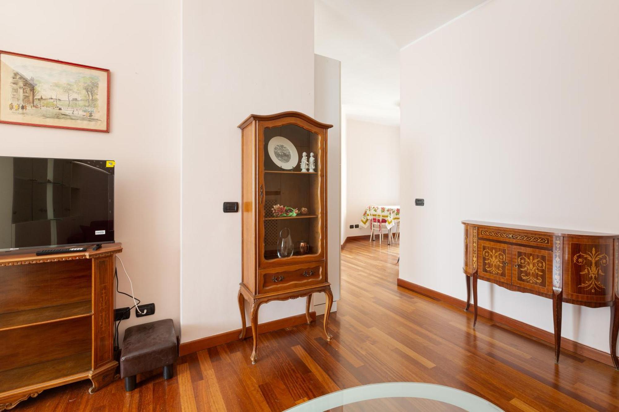 Porta Romana Cozy With Balcony * Milan