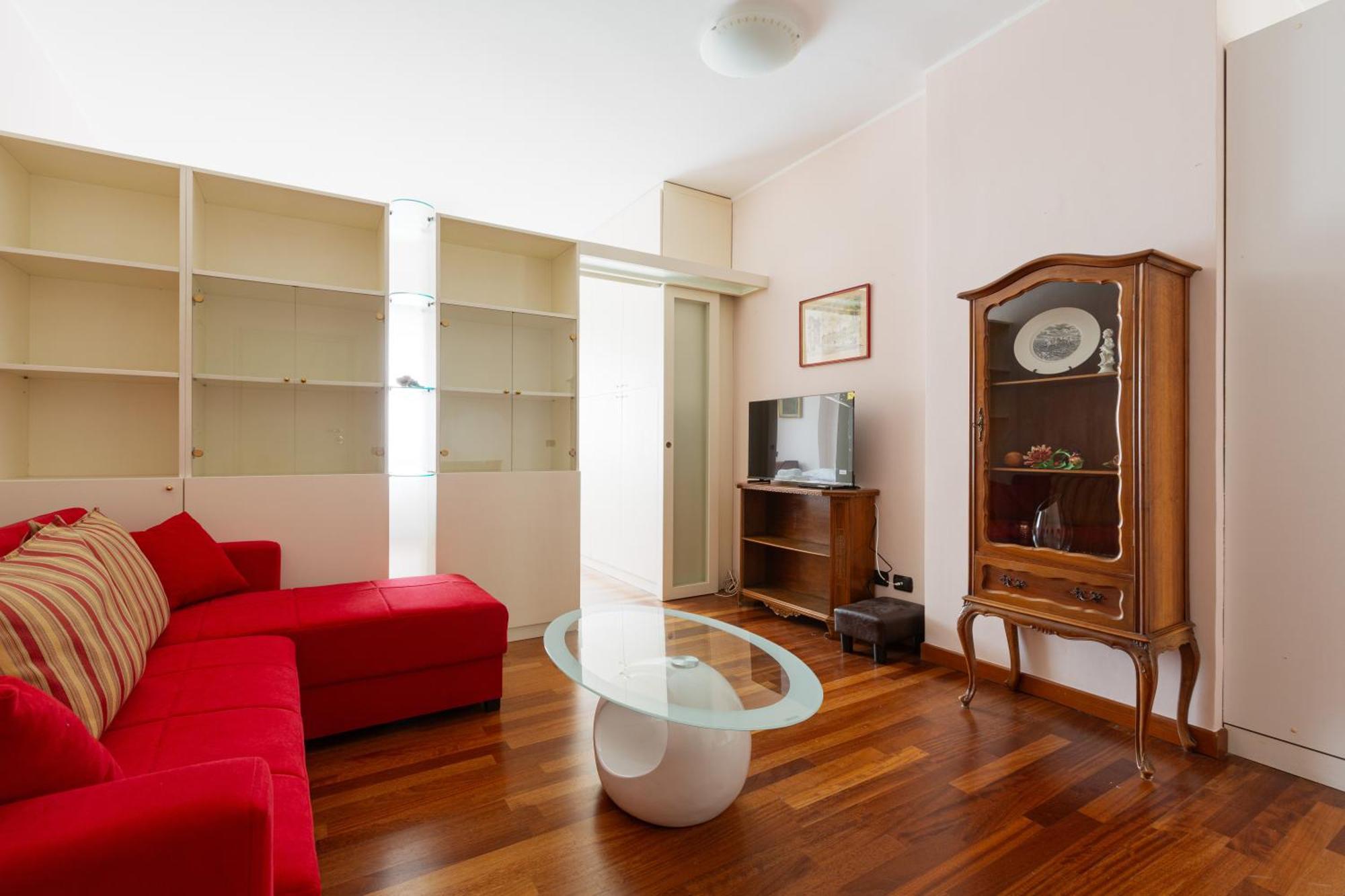 Porta Romana Cozy With Balcony